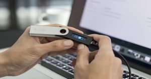 Poznáte softvérové riešenia spojené s kryptomenami?