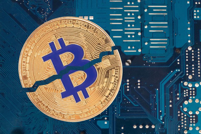 História sa opakuje – dump ceny Bitcoinu pred halvingom sme už zažili